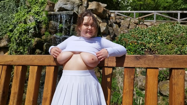PEACHY ALICE VR PART ONE – BEHIND THE SCENES MASSIVE TITS PAWG COLOSSAL COCK THREESOME VR porn — photo 6
