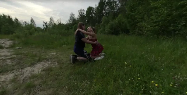My Wife Quick Outdoor Polyamorous POV (5) — photo 6